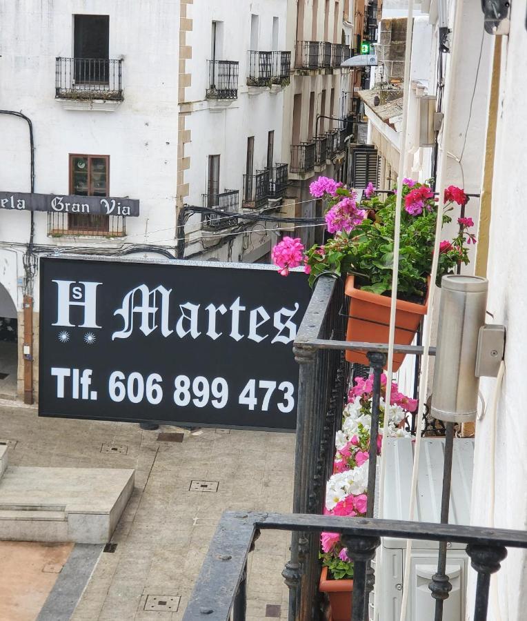 Hostal Martes Caceres Plaza Mayor - Tercer Piso Sin Ascensor Екстер'єр фото